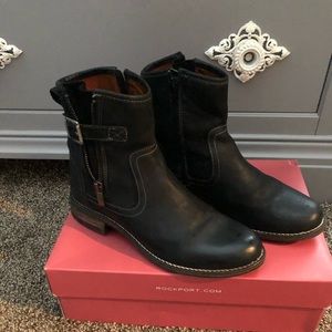 Taos black booties